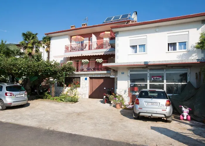 Apartament House Marica *