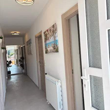 House Marica * 로브란